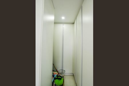 Apartamento à venda com 184m², 4 quartos e 4 vagas Apartamento à venda com 184m², 4 quartos e 4 vagasÁrea de Serviço