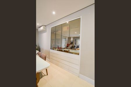 Apartamento à venda com 184m², 4 quartos e 4 vagas Apartamento à venda com 184m², 4 quartos e 4 vagasSala