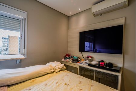 Apartamento à venda com 184m², 4 quartos e 4 vagas Apartamento à venda com 184m², 4 quartos e 4 vagasSuíte 3