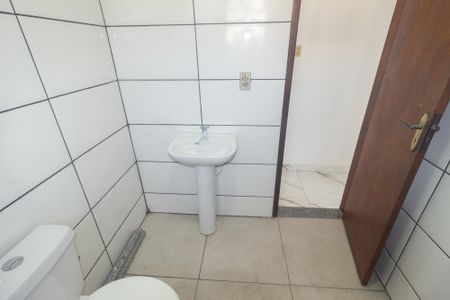 Casa para alugar com 80m², 2 quartos e sem vaga Casa para alugar com 80m², 2 quartos e sem vagaBanheiro
