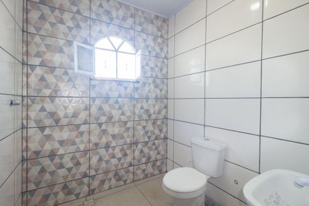 Casa para alugar com 80m², 2 quartos e sem vaga Casa para alugar com 80m², 2 quartos e sem vagaBanheiro