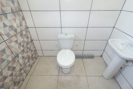 Casa para alugar com 80m², 2 quartos e sem vaga Casa para alugar com 80m², 2 quartos e sem vagaBanheiro
