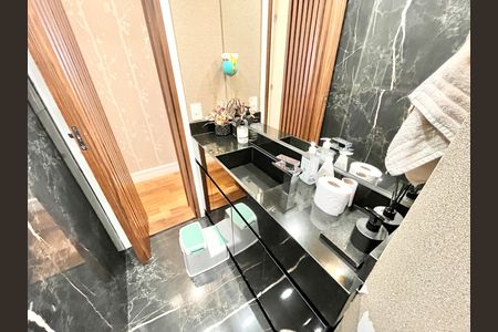 Apartamento à venda com 189m², 3 quartos e 3 vagasLavabo
