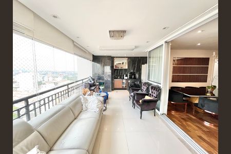 Apartamento à venda com 189m², 3 quartos e 3 vagasVaranda da Sala