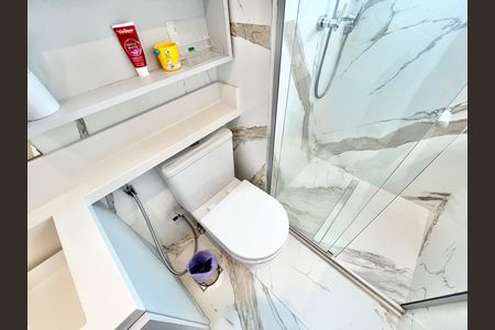 Apartamento à venda com 189m², 3 quartos e 3 vagasBanheiro da Suíte 1