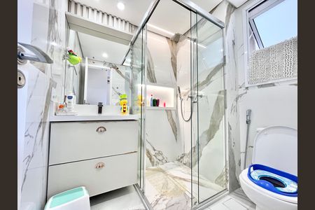 Apartamento à venda com 189m², 3 quartos e 3 vagasBanheiro da Suíte 3