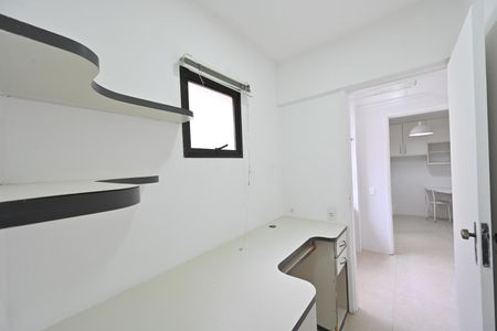 Apartamento à venda com 72m², 2 quartos e 1 vaga Apartamento à venda com 72m², 2 quartos e 1 vagaQuarto de Serviço