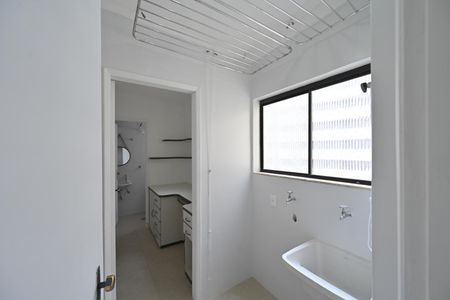 Apartamento à venda com 72m², 2 quartos e 1 vaga Apartamento à venda com 72m², 2 quartos e 1 vagaLavanderia