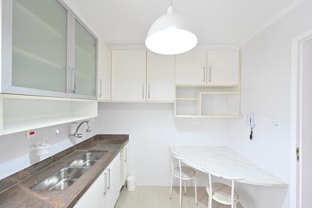 Apartamento à venda com 72m², 2 quartos e 1 vaga Apartamento à venda com 72m², 2 quartos e 1 vagaCozinha