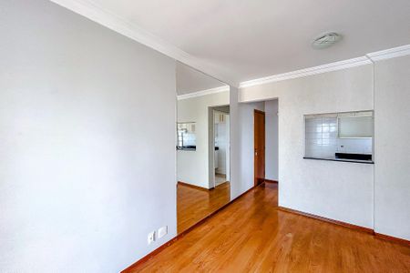 Sala de apartamento para alugar com 3 quartos, 76m² em Vila Esperança, São Paulo