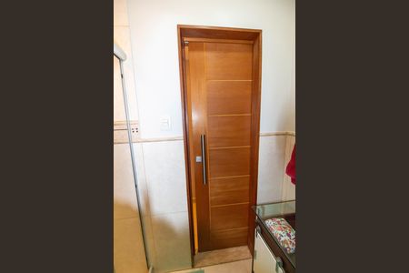 Apartamento à venda com 75m², 3 quartos e 1 vaga Apartamento à venda com 75m², 3 quartos e 1 vagaBanheiro Social