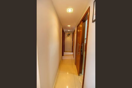 Apartamento à venda com 75m², 3 quartos e 1 vaga Apartamento à venda com 75m², 3 quartos e 1 vagaCorredor