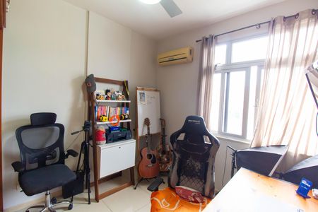 Quarto 1 de apartamento à venda com 3 quartos, 75m² em Fonseca, Niterói