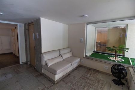 Apartamento à venda com 75m², 3 quartos e 1 vaga Apartamento à venda com 75m², 3 quartos e 1 vagaÁrea comum