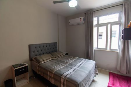 Apartamento à venda com 75m², 3 quartos e 1 vaga Apartamento à venda com 75m², 3 quartos e 1 vaga Suíte