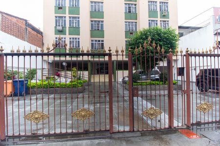 Apartamento à venda com 75m², 3 quartos e 1 vaga Apartamento à venda com 75m², 3 quartos e 1 vagaFachada