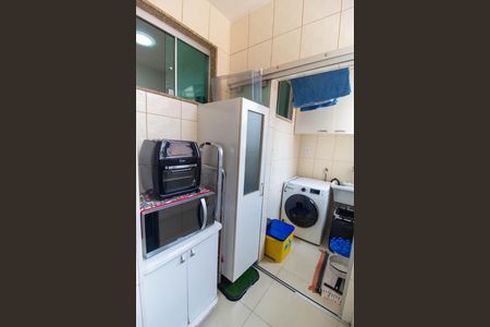 Apartamento à venda com 75m², 3 quartos e 1 vaga Apartamento à venda com 75m², 3 quartos e 1 vagaCozinha e Área de Serviço