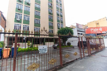 Apartamento à venda com 75m², 3 quartos e 1 vaga Apartamento à venda com 75m², 3 quartos e 1 vagaFachada