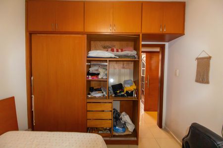Apartamento à venda com 75m², 3 quartos e 1 vaga Apartamento à venda com 75m², 3 quartos e 1 vagaQuarto 2
