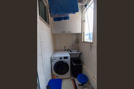 Apartamento à venda com 75m², 3 quartos e 1 vaga Apartamento à venda com 75m², 3 quartos e 1 vagaCozinha e Área de Serviço