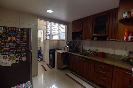 Apartamento à venda com 75m², 3 quartos e 1 vaga Apartamento à venda com 75m², 3 quartos e 1 vagaCozinha e Área de Serviço