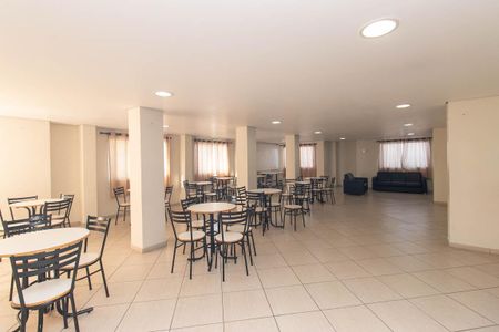 Apartamento para alugar com 63m², 2 quartos e 1 vaga Apartamento para alugar com 63m², 2 quartos e 1 vagaÁrea comum - Salão de festas