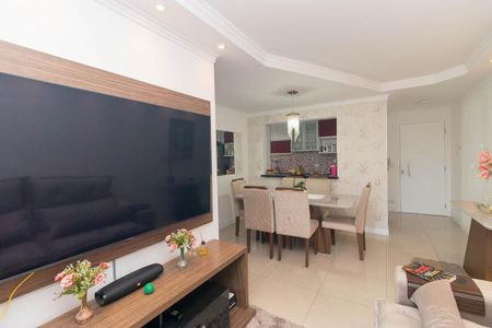 Sala de apartamento para alugar com 2 quartos, 63m² em Vila Nova Mazzei, São Paulo