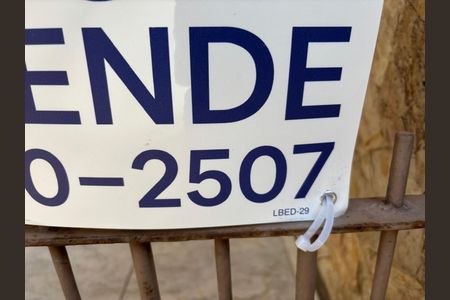 Plaquinha Instalada código LBED-29 de apartamento à venda com 1 quarto, 55m² em Floresta, Porto Alegre