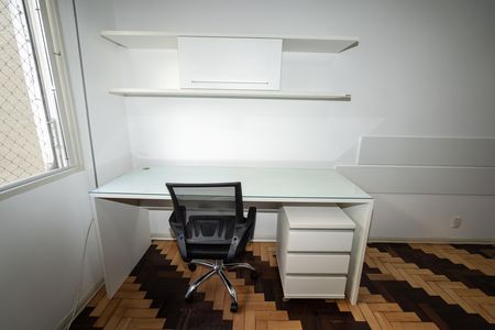 Quarto de apartamento à venda com 1 quarto, 55m² em Floresta, Porto Alegre