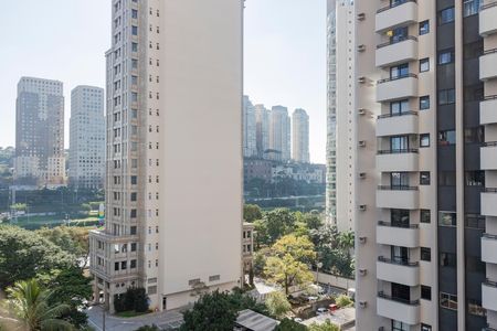 Apartamento à venda com 47m², 1 quarto e 1 vaga Apartamento à venda com 47m², 1 quarto e 1 vagaVista da Varanda da Sala