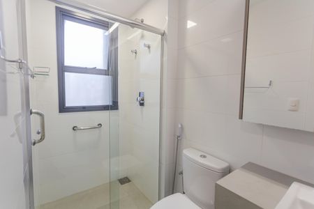 Apartamento para alugar com 70m², 2 quartos e 2 vagas Apartamento para alugar com 70m², 2 quartos e 2 vagasBanheiro da Suíte
