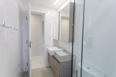 Apartamento para alugar com 70m², 2 quartos e 2 vagas Apartamento para alugar com 70m², 2 quartos e 2 vagasBanheiro Social