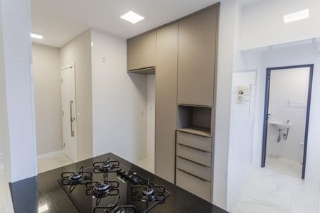 Apartamento para alugar com 70m², 2 quartos e 2 vagas Apartamento para alugar com 70m², 2 quartos e 2 vagasCozinha