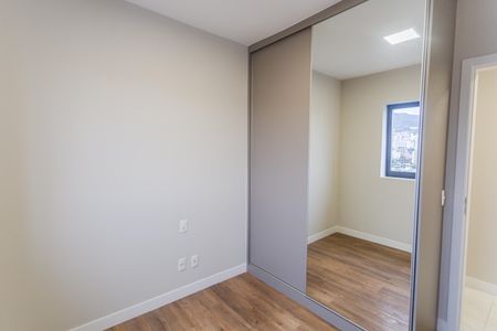 Apartamento para alugar com 70m², 2 quartos e 2 vagas Apartamento para alugar com 70m², 2 quartos e 2 vagasQuarto 2