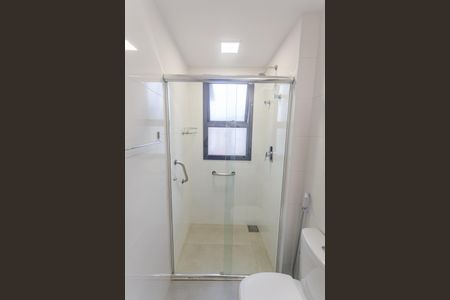 Apartamento para alugar com 70m², 2 quartos e 2 vagas Apartamento para alugar com 70m², 2 quartos e 2 vagasBanheiro da Suíte