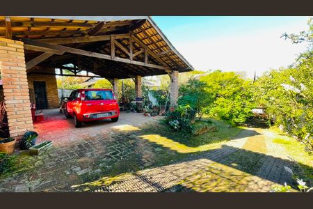 Casa de condomínio para alugar com 750m², 5 quartos e 4 vagas Casa de condomínio para alugar com 750m², 5 quartos e 4 vagasGaragem