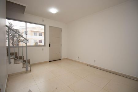 Sala de apartamento para alugar com 2 quartos, 79m² em Quadra Qc 3, Brasília