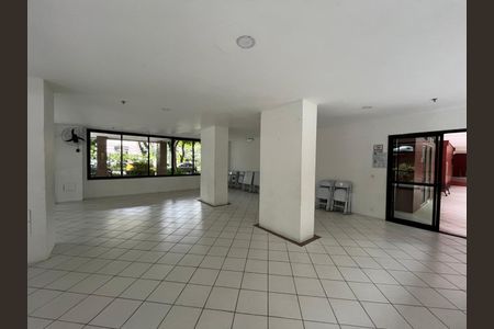 Apartamento para alugar com 86m², 3 quartos e 1 vaga Apartamento para alugar com 86m², 3 quartos e 1 vagaÁrea comum - Salão de festas