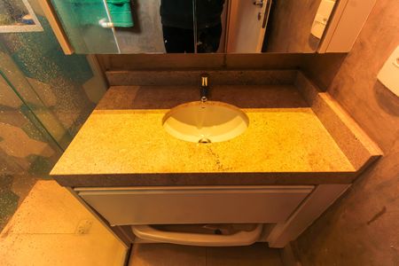 Apartamento para alugar com 89m², 2 quartos e 1 vaga Apartamento para alugar com 89m², 2 quartos e 1 vagaBanheiro da Suíte 2