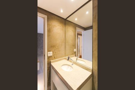 Apartamento para alugar com 89m², 2 quartos e 1 vaga Apartamento para alugar com 89m², 2 quartos e 1 vagaBanheiro