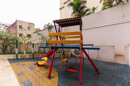 Apartamento para alugar com 89m², 2 quartos e 1 vaga Apartamento para alugar com 89m², 2 quartos e 1 vagaÁrea comum - Playground
