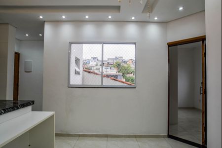 Sala de apartamento para alugar com 2 quartos, 76m² em Vila Amabile Pezzolo, Santo André