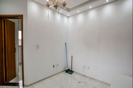 Sala de apartamento para alugar com 2 quartos, 76m² em Vila Amabile Pezzolo, Santo André