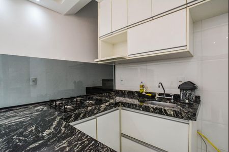 Apartamento para alugar com 76m², 2 quartos e 1 vaga Apartamento para alugar com 76m², 2 quartos e 1 vagaCozinha