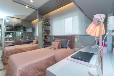 Apartamento à venda com 136m², 3 quartos e 2 vagas Apartamento à venda com 136m², 3 quartos e 2 vagasSuíte 2