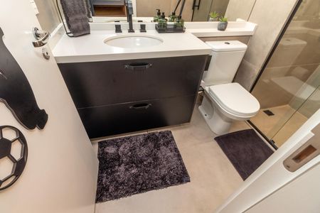 Apartamento à venda com 136m², 3 quartos e 2 vagas Apartamento à venda com 136m², 3 quartos e 2 vagasBanheiro da Suíte 3