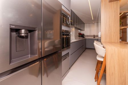 Apartamento à venda com 136m², 3 quartos e 2 vagas Apartamento à venda com 136m², 3 quartos e 2 vagasCozinha