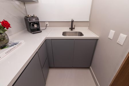 Apartamento à venda com 136m², 3 quartos e 2 vagas Apartamento à venda com 136m², 3 quartos e 2 vagasÁrea de Serviço