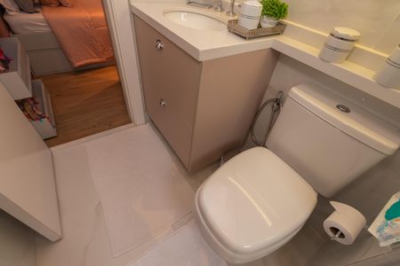 Apartamento à venda com 136m², 3 quartos e 2 vagas Apartamento à venda com 136m², 3 quartos e 2 vagasBanheiro da Suíte 2