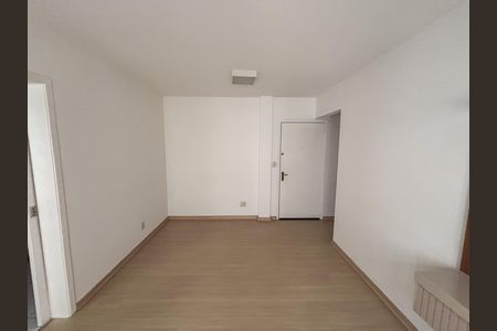 Sala de apartamento para alugar com 2 quartos, 84m² em Jardim Lindóia, Porto Alegre